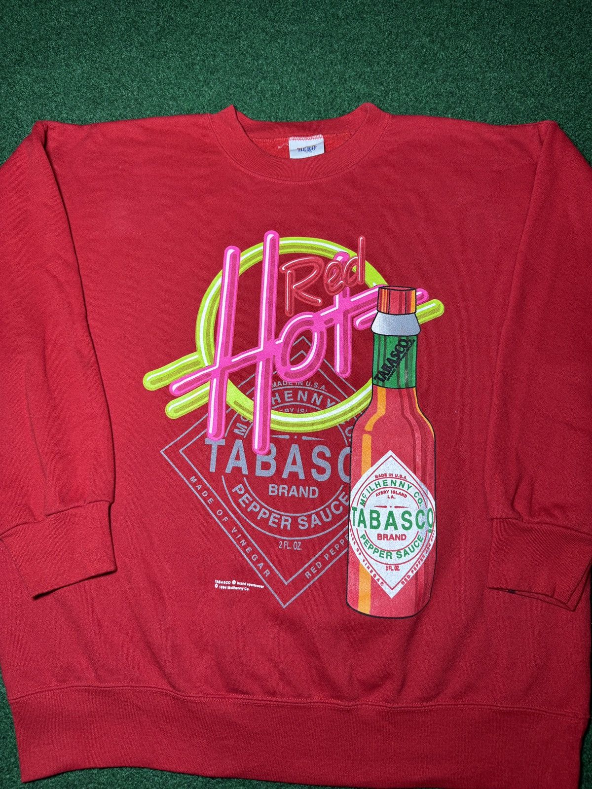 Vintage Vintage 90s Red Hot Tabasco Hot Sauce XL RARE AOP Crewneck Size US XL / EU 56 / 4 - 2 Thumbnail