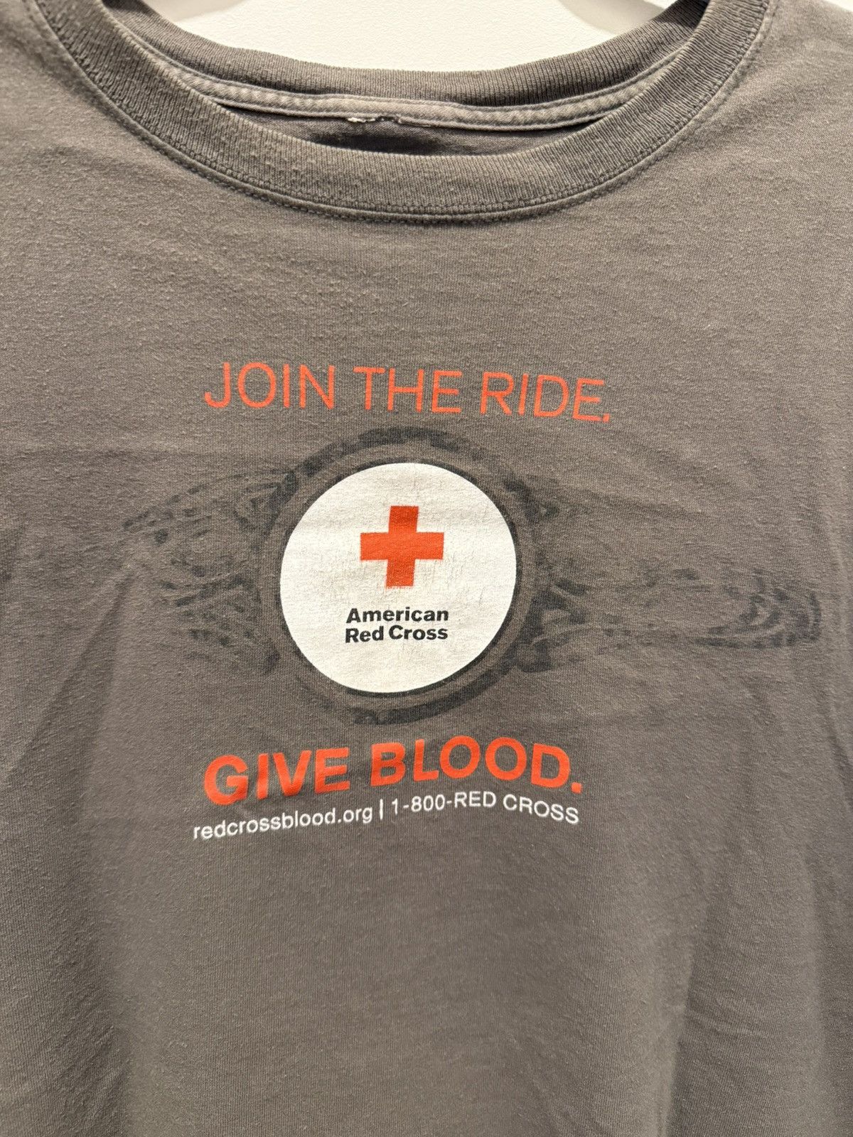 Vintage Vintage Red Cross Tee Size US M / EU 48-50 / 2 - 3 Thumbnail