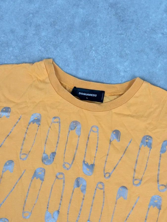Dsquared2 SS2017 Dsquared2 Safety Pin Orange Vitamin T-Shirt Size US S / EU 44-46 / 1 - 4 Thumbnail