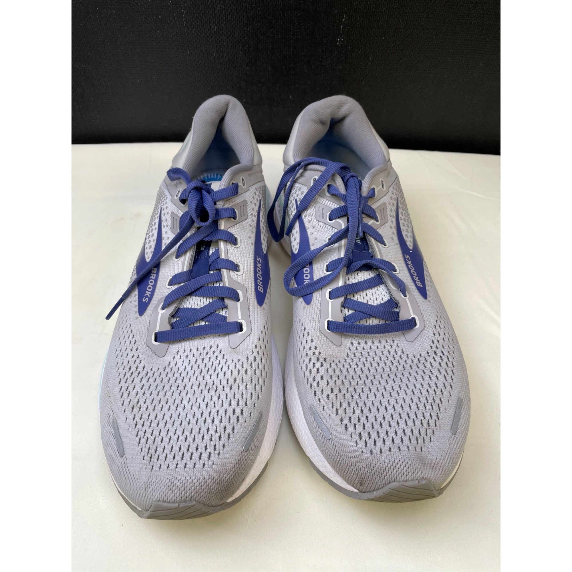 BROOKS MEN LEVITATE 4 RED/CHERRY TOMATO/WHITE 110345 1D 672 RUNNING SHOES SIZE 9 Brooks BROOKS MEN LEVITATE 4 RED/CHERRY WHITE RUNNING SHOES  main image 3