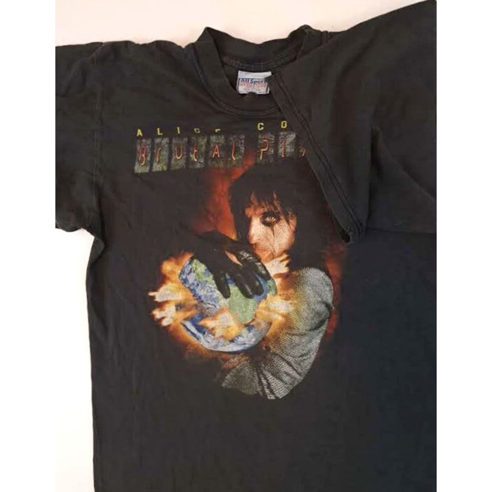 Vintage VINTAGE Alice Cooper Brutal Planet Tour T-Shirt size Medium All Sport Black Music 2001 Mens Size US M / EU 48-50 / 2 - 4 Thumbnail