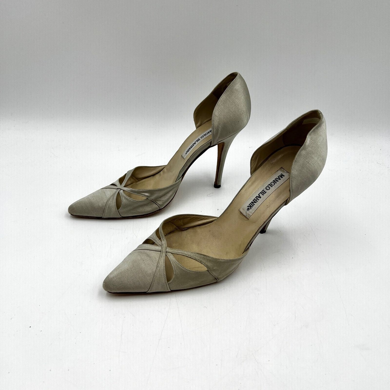 Manolo Blahnik Manolo Blahnik Pointed d'Orsay Pump Gray Satin Heels Size US 9 / IT 39 - 8 Thumbnail