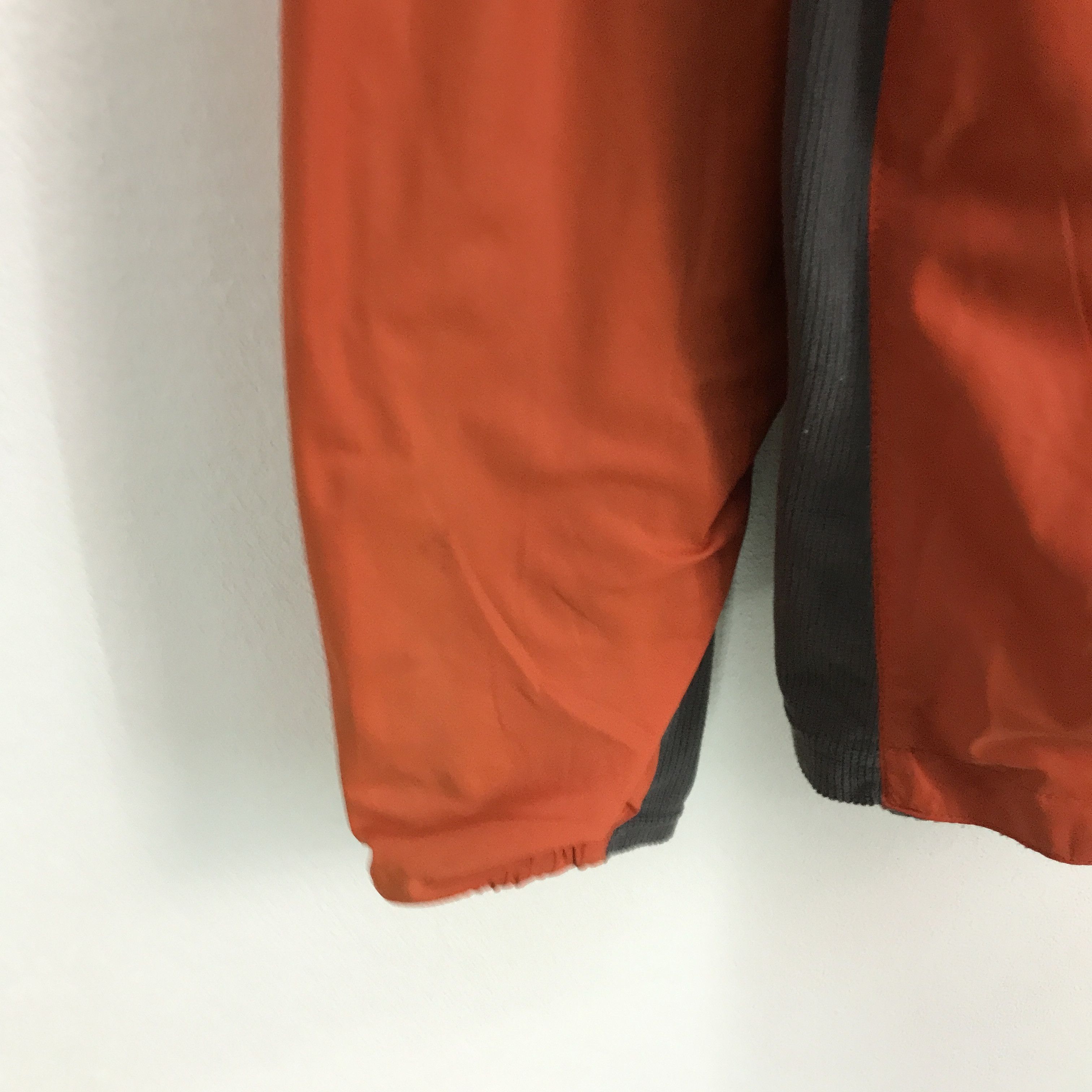 Montbell montbell Light jacket windbreaker zipper jacket Size US L / EU 52-54 / 3 - 8 Thumbnail