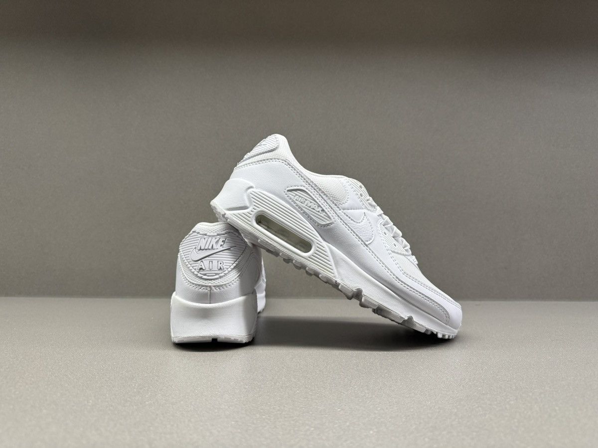 Nike Nike Air Max 90 Triple White 20022 Women’s Size US 9 / IT 39 - 7 Thumbnail