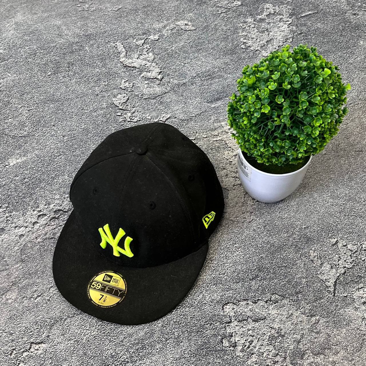 New Era Vintage New Era New York Yamlees Neon Logo League Essential Size ONE SIZE - 1 Thumbnail