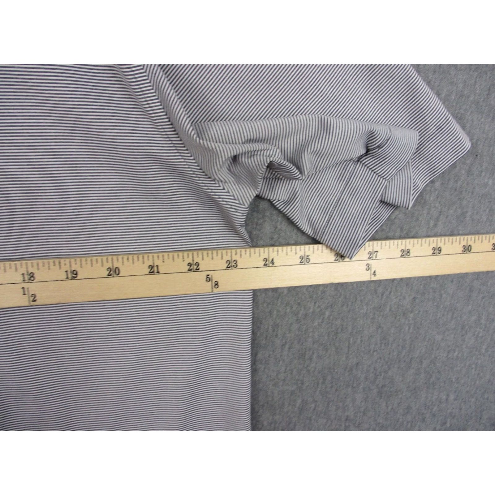 Peter Millar Peter Millar Polo Shirt Mens Large Gray Stripe Summer Comfort Inverness Golf Size US L / EU 52-54 / 3 - 7 Thumbnail