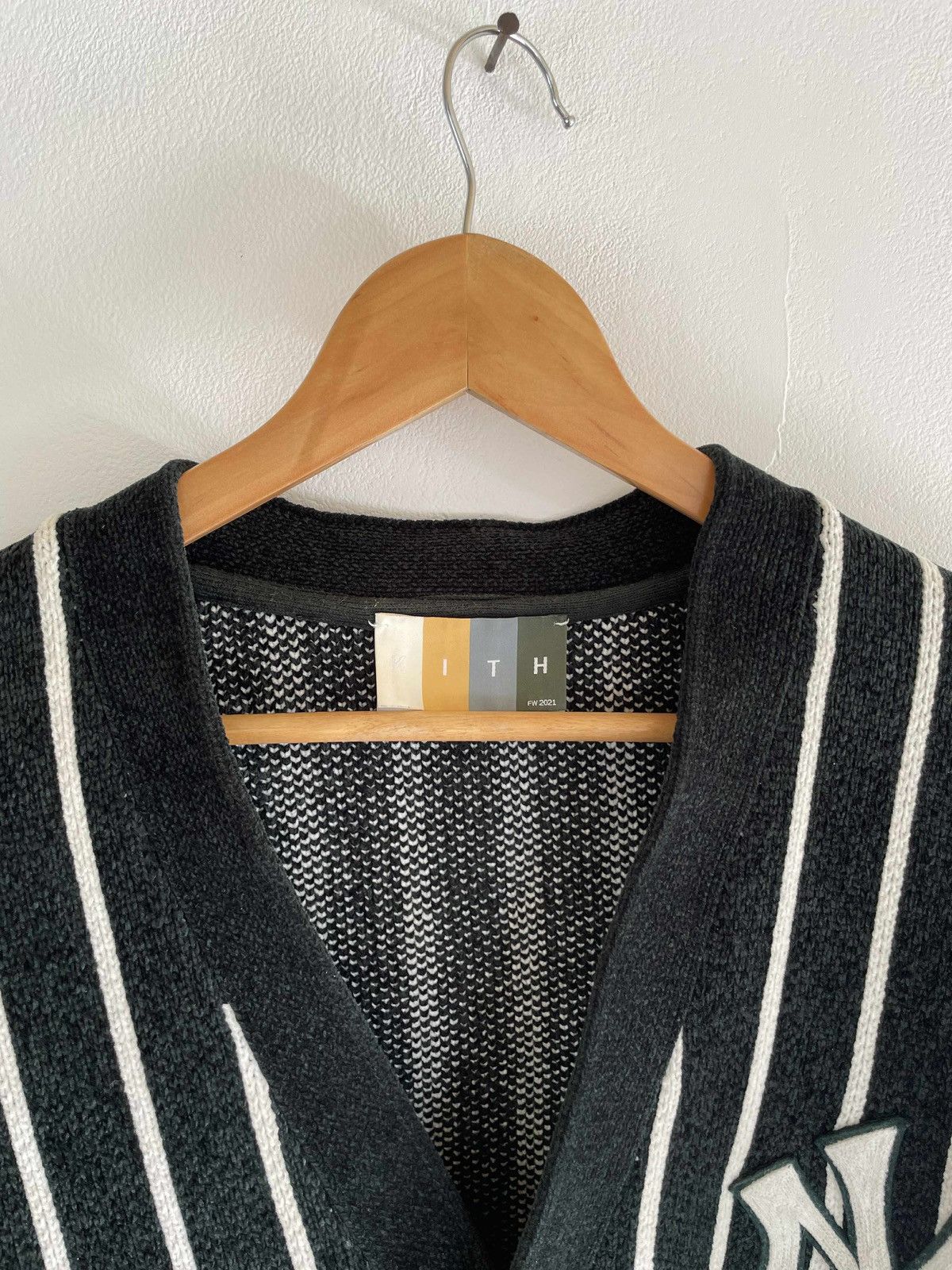 Kith Used Kith MLB for New York Yankees Cardigan Size M Size US M / EU 48-50 / 2 - 4 Thumbnail