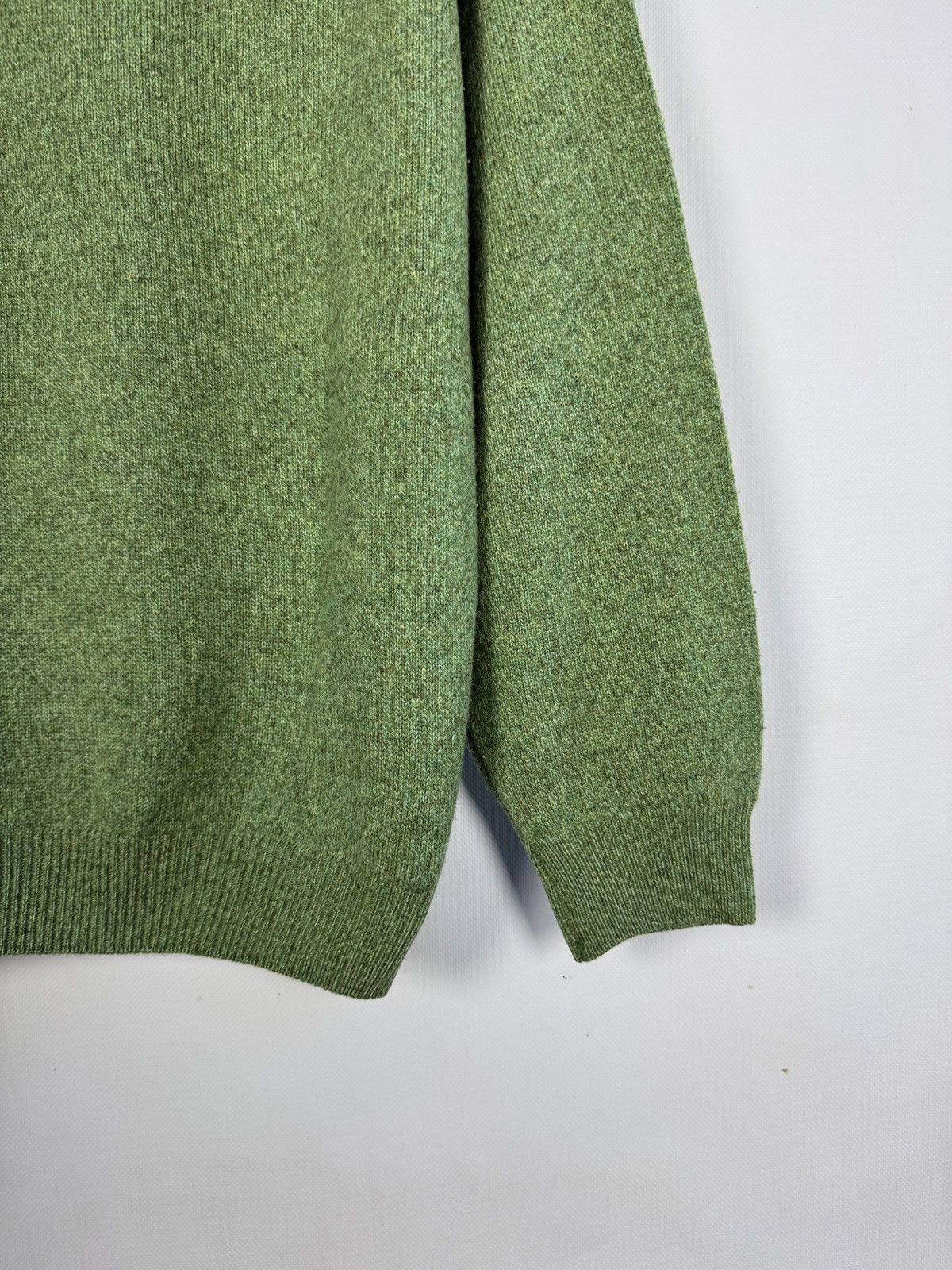Lacoste Lacoste Vintage Wool Crewneck Sweater Crocodile Logo Size 5 Size US L / EU 52-54 / 3 - 15 Thumbnail