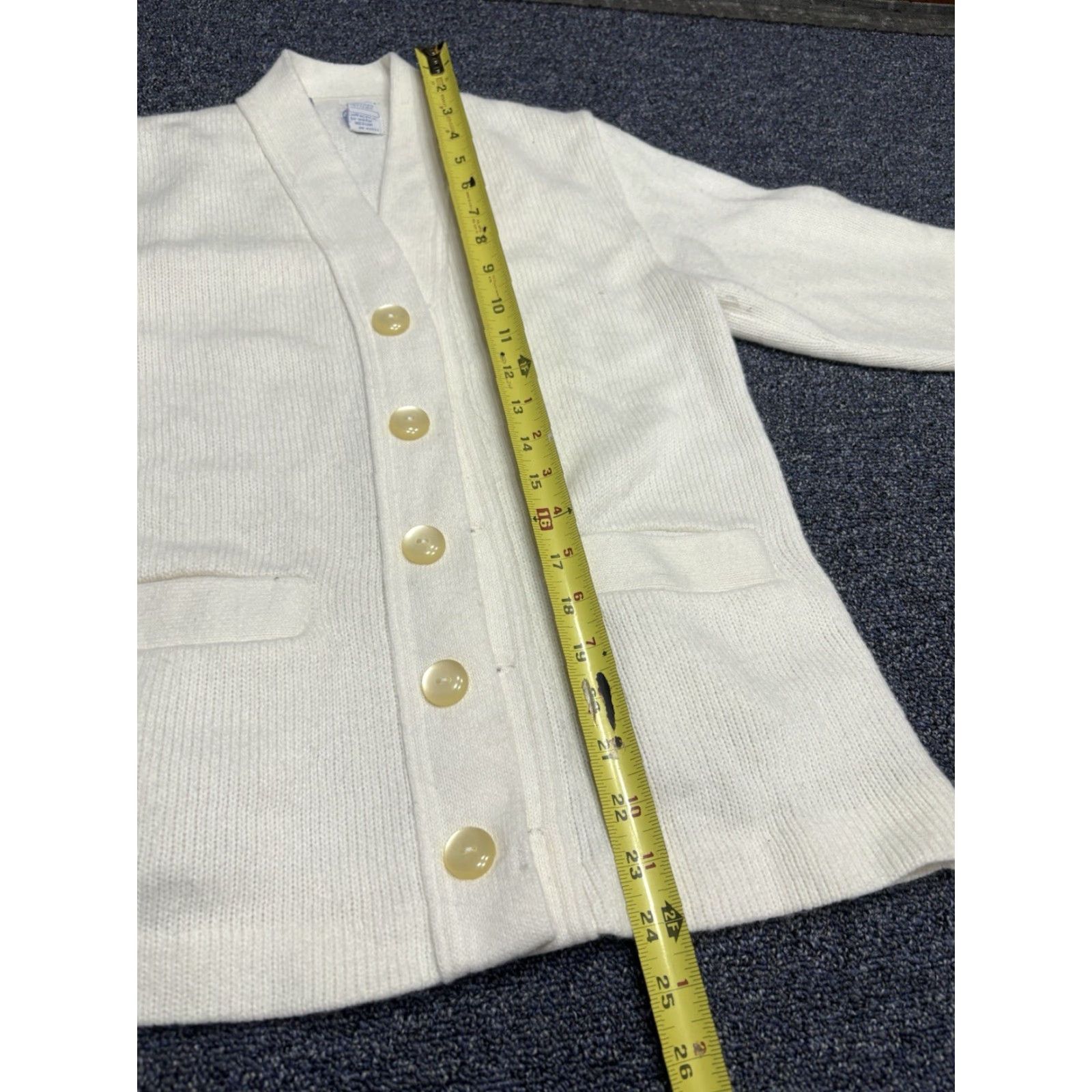 Vintage VINTAGE AMF Cardigan Sweater M Ivory Acrylic V-Neck Button Up Unisex Adults Long Sleeve Classic Knit Size US M / EU 48-50 / 2 - 4 Thumbnail