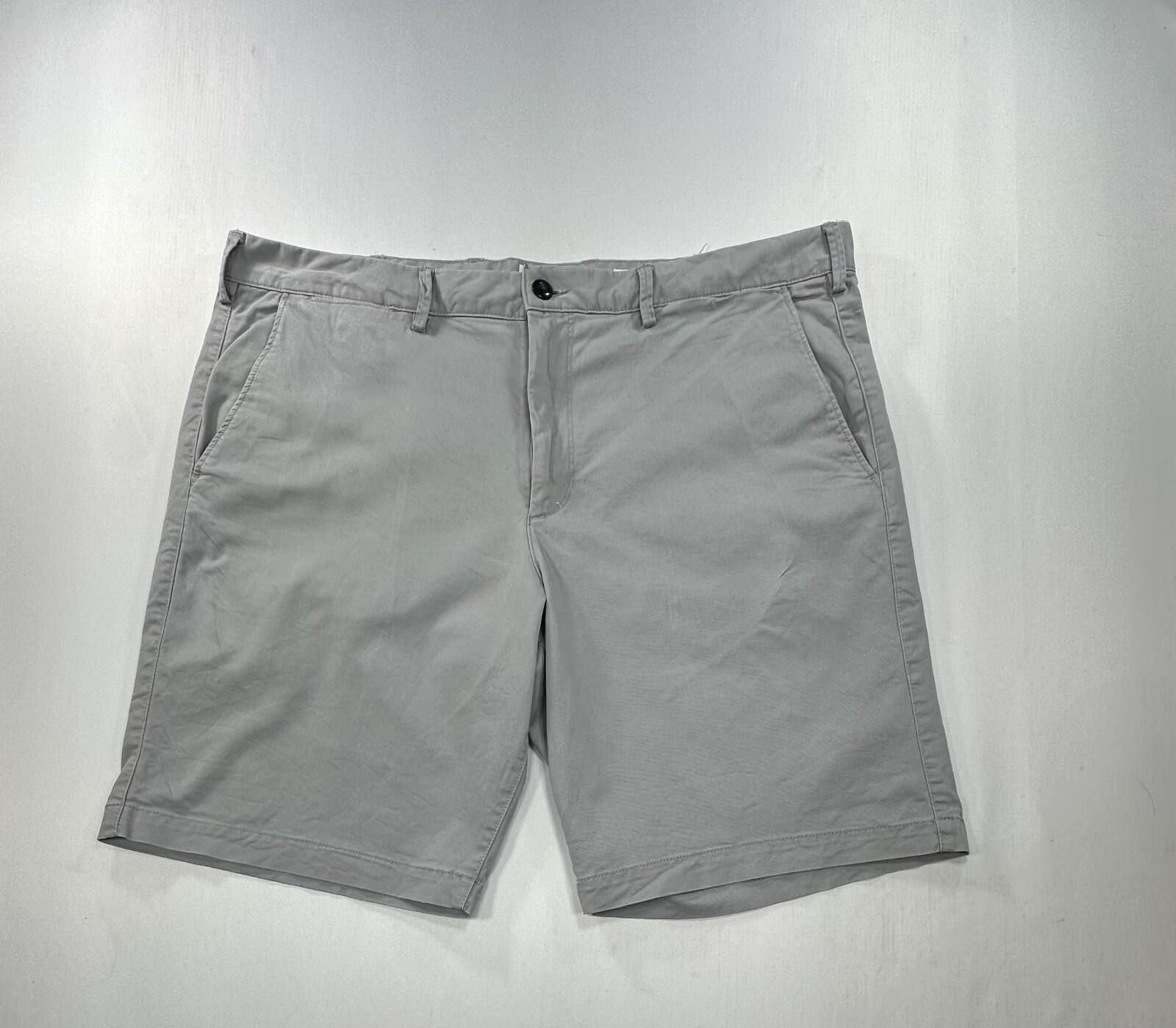 Gap Gap Flat Front Cotton/Spandex Chino Shorts Gray Mens 38 Size US 38 / EU 54 - 1 Thumbnail