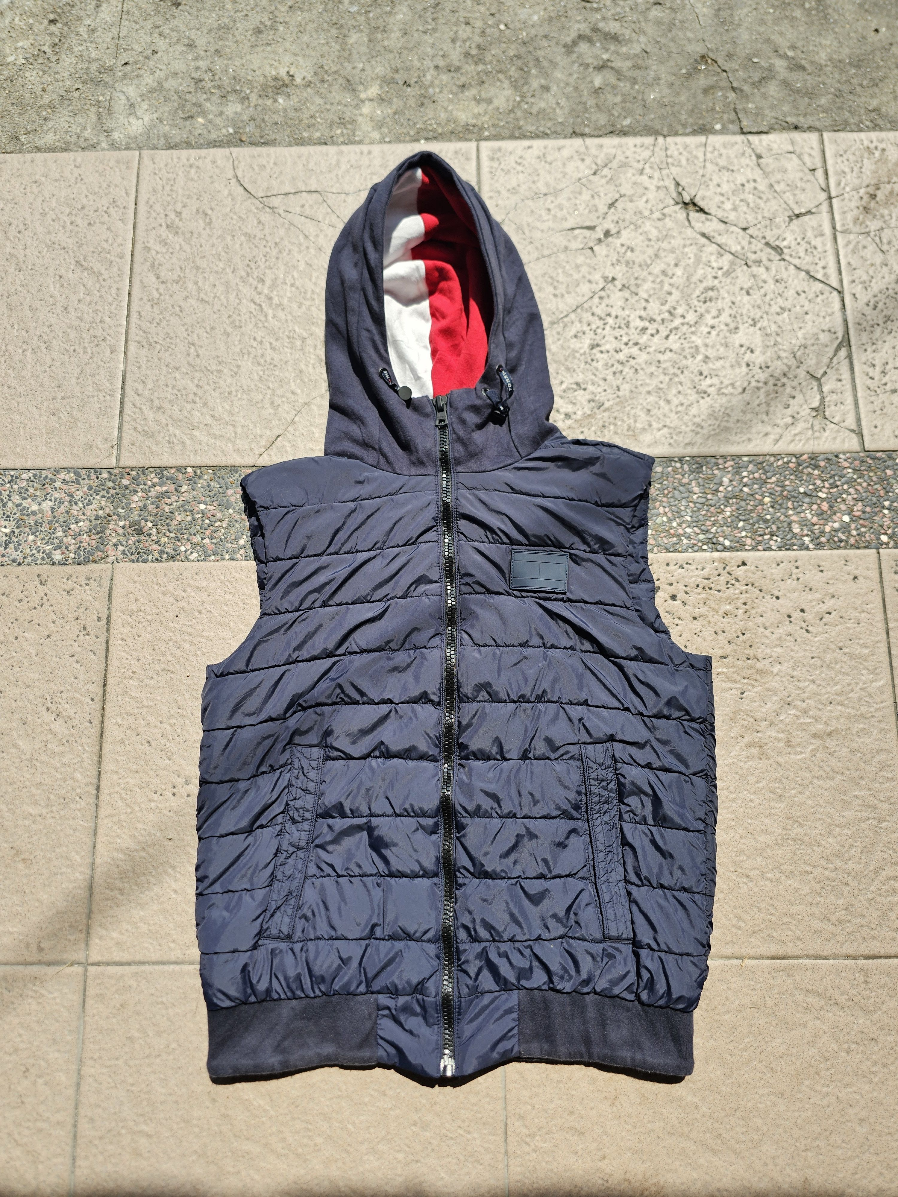Tommy Hilfiger Tommy Hilfiger Puffer Vest with Hood – Dupont™ Sorona® Fill Size US M / EU 48-50 / 2 - 1 Thumbnail