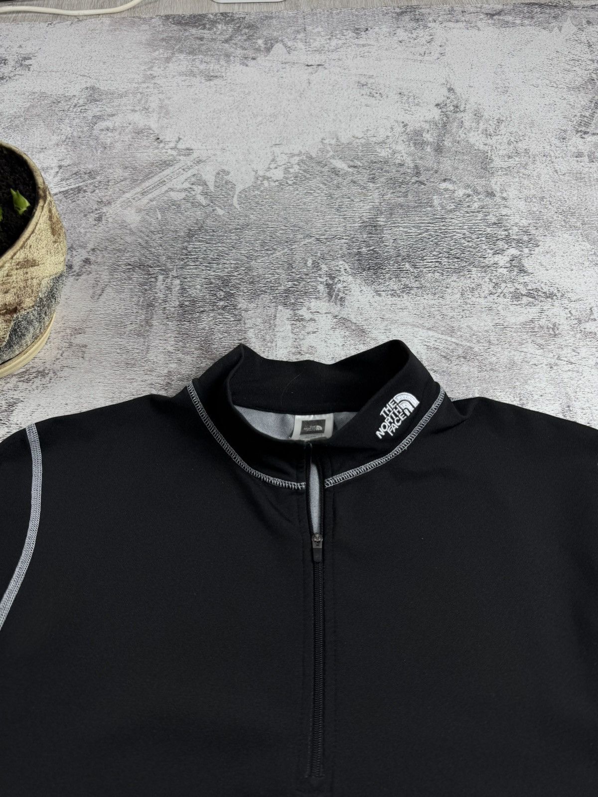 The North Face The North Face Men’s Thermal Base Layer Top Long Sleeve Shirt Warm Undershirt Size US XL / EU 56 / 4 - 7 Thumbnail