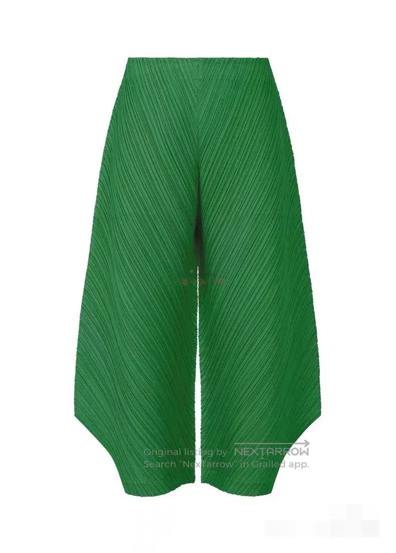 Issey Miyake Issey Miyake size:3 Green irregular pants Size 31" - 1 Thumbnail