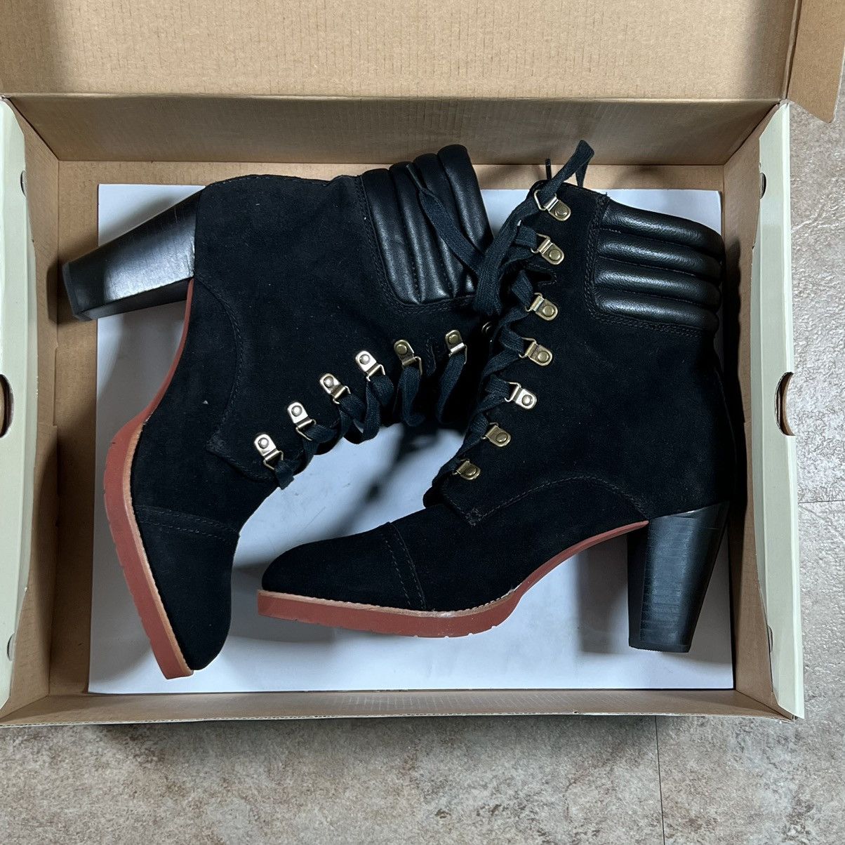 G.H. Bass & Co. GH Bass & Co. Heeled Lace Up Boots Women's SZ 8M Size US 8 / IT 38 - 8 Thumbnail