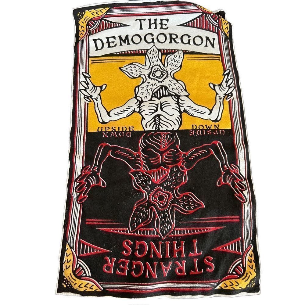 Other Stranger Things Demogorgon Fate Card T-Shirt size M Size US M / EU 48-50 / 2 - 2 Thumbnail