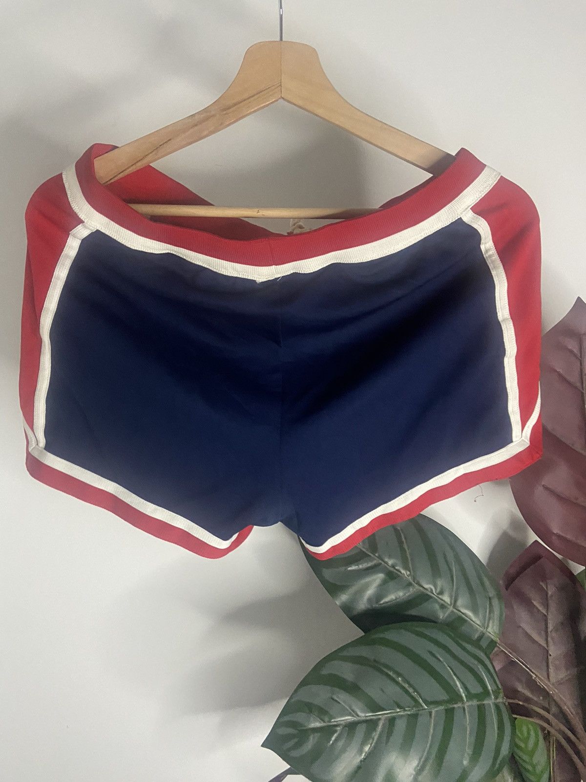Adidas × Vintage VINTAGE ADIDAS SHORT PANTS 😋❤️ Size 28" / US 6 / IT 42 - 2 Thumbnail