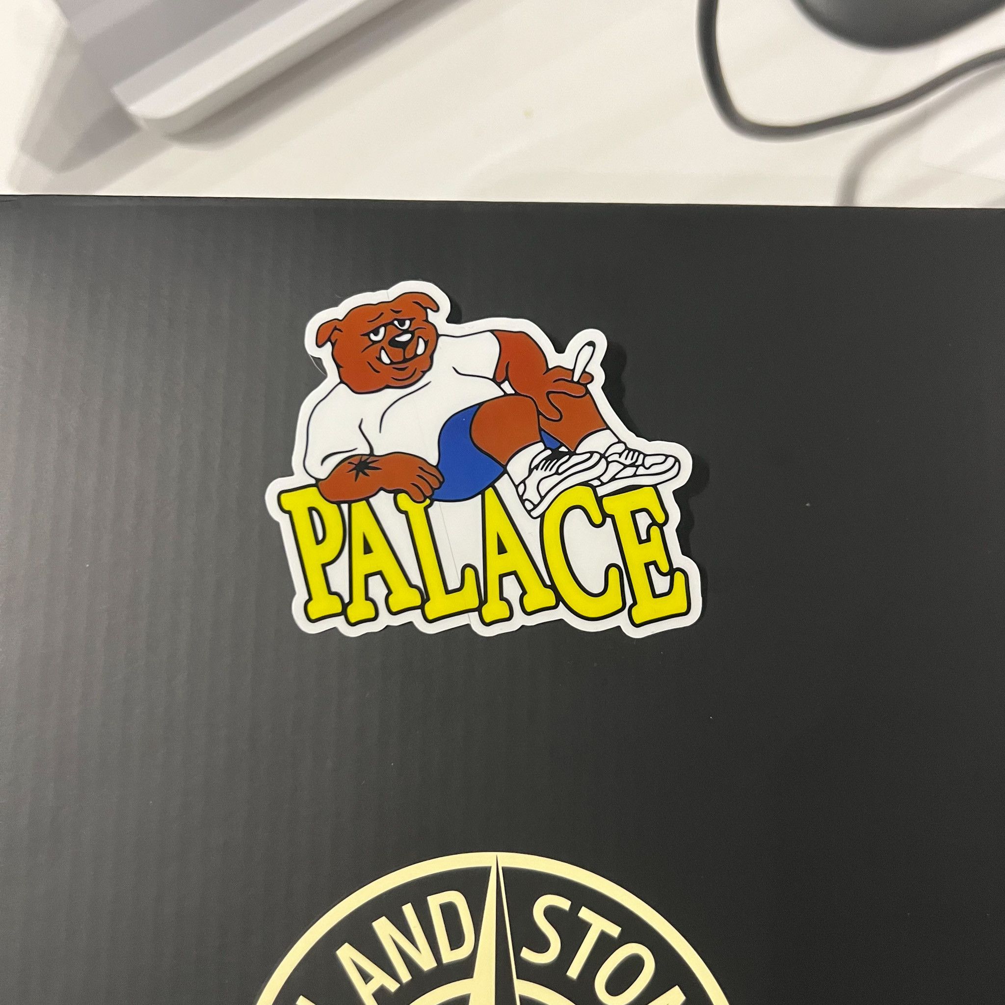 Palace Palace Doghouse Sticker Size ONE SIZE - 2 Thumbnail