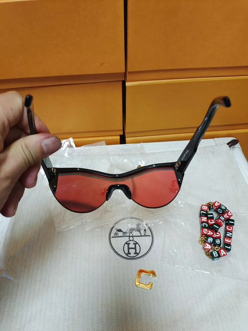 Balenciaga Balenciaga Sunglasses Brand New Without Box-2506 Size ONE SIZE - 4 Thumbnail