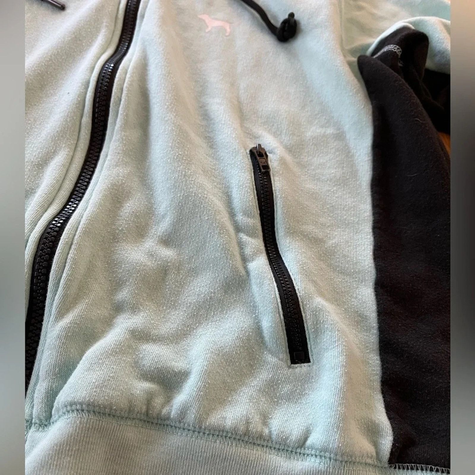 Pink Pink two tone hoodie, size Large with two front pockets. Size L / US 10 / IT 46 - 4 Thumbnail