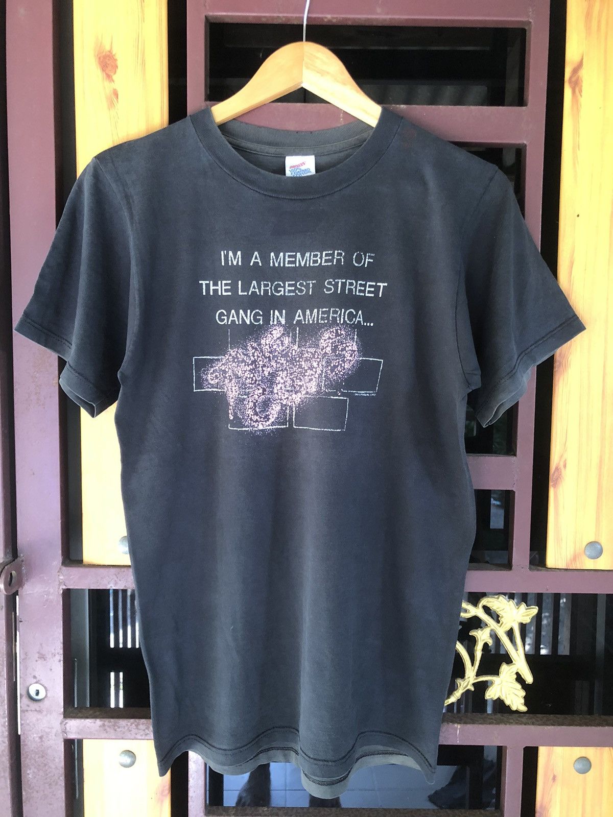 Vintage 🔥Vintage 90s🔥Beauty Sunfaded Movie The Cops Tee Size US M / EU 48-50 / 2 - 2 Thumbnail