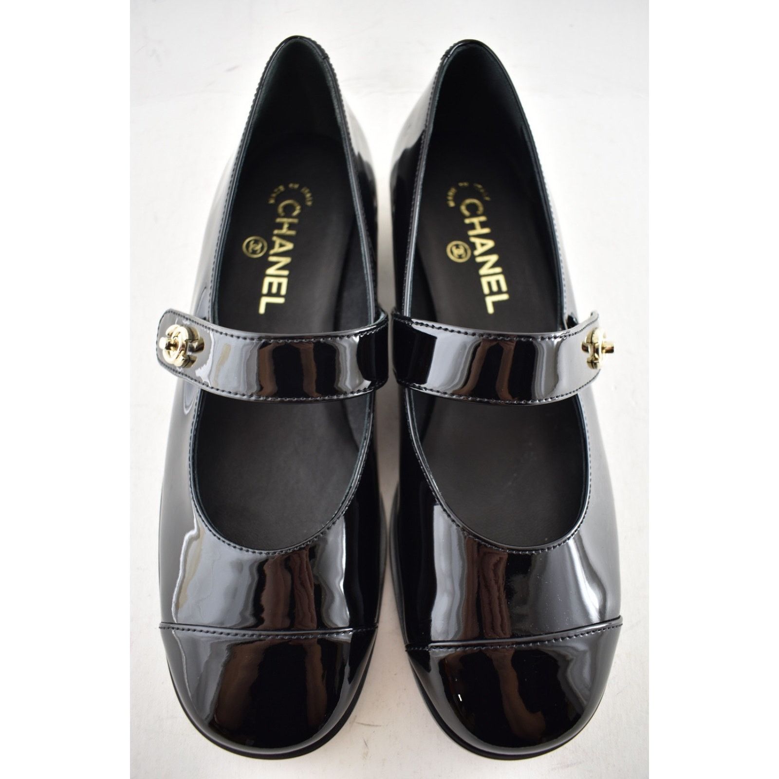Chanel Chanel Black Patent Turnlock CC Mary Jane Ballet Flat 40 Size US 10 / IT 40 - 9 Thumbnail