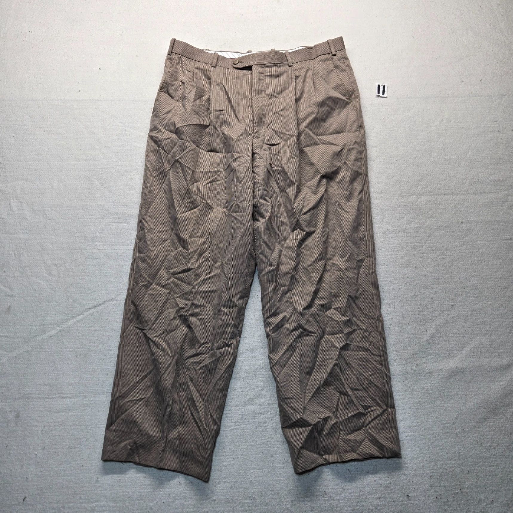 Phat Farm Phat Farm Pants Dress Pants Men 40x30 Brown Polyester Rayon Knit Pleated Regular Straight Vintage No Size US 40 / EU 56 - 2 Thumbnail
