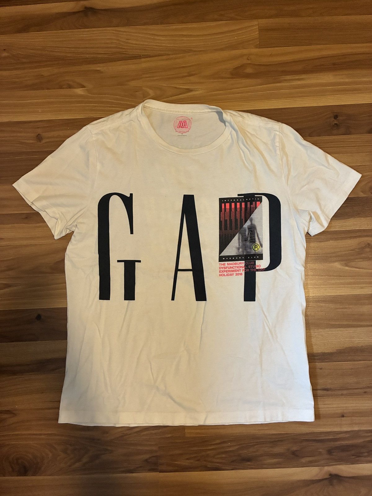 Gap × The Madbury Club RARE Madbury Club x Gap collab graphic tee Size US S / EU 44-46 / 1 - 1 Thumbnail
