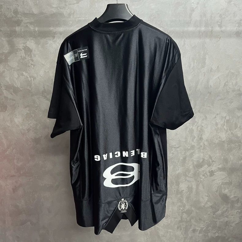 Balenciaga Balenciaga latest black ski patchwork pattern logo ice hock Size US L / EU 52-54 / 3 - 2 Thumbnail