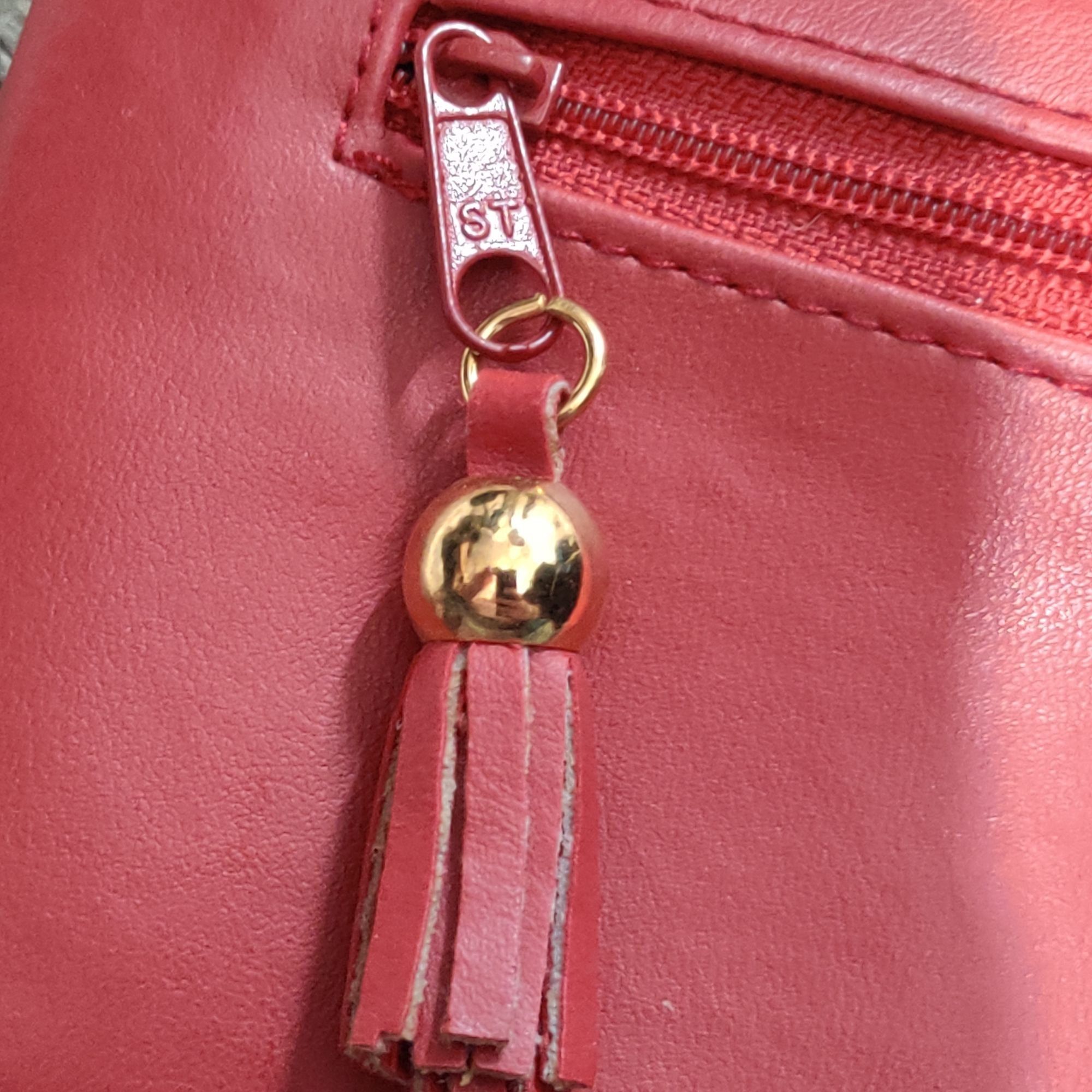 Vintage Lofthouse Vintage Red Quilted Clutch Purse Tassel Zip Key Ri Size ONE SIZE - 12 Thumbnail