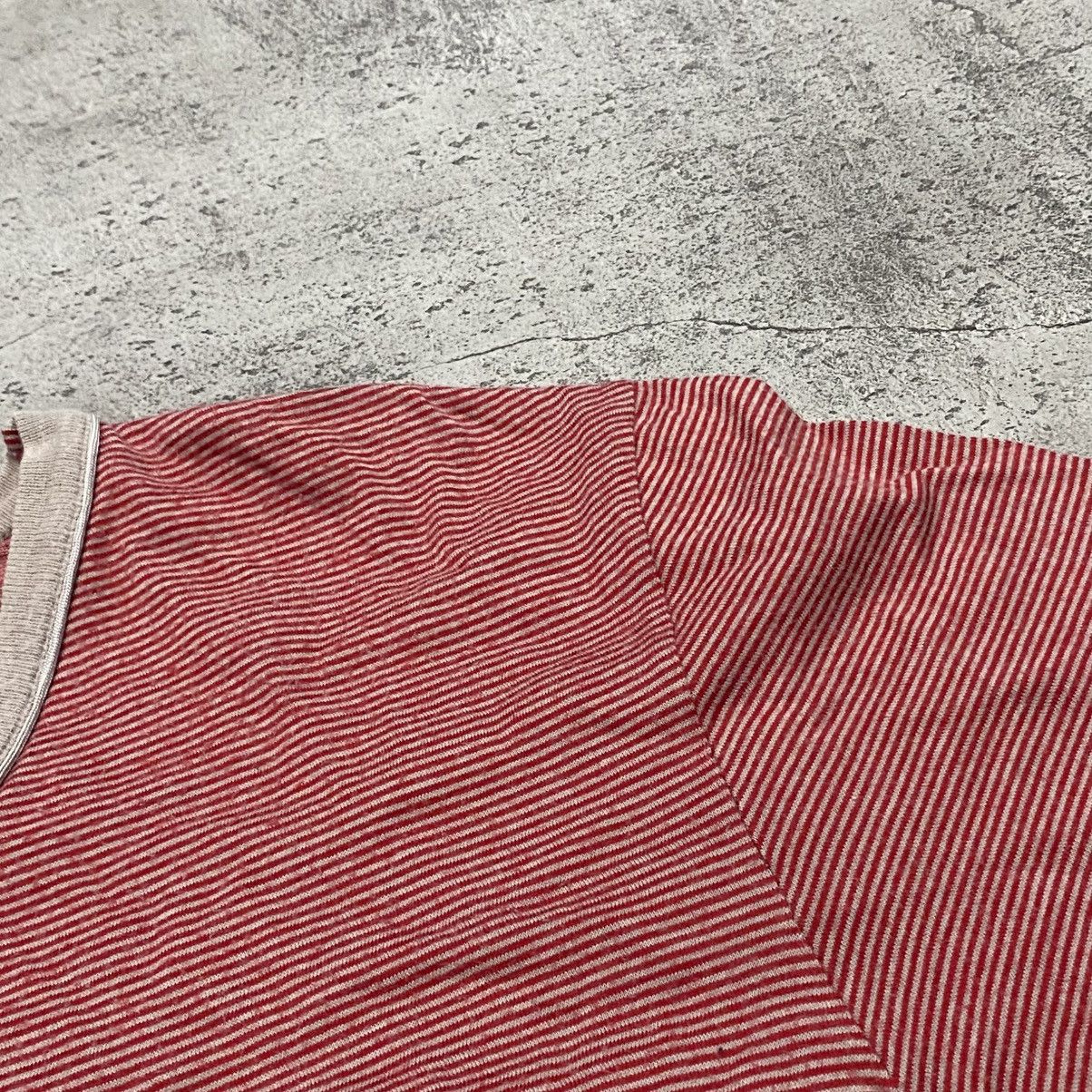 Louis Vuitton Louis Vuitton Striped V Neck Tshirt Size US XL / EU 56 / 4 - 5 Thumbnail