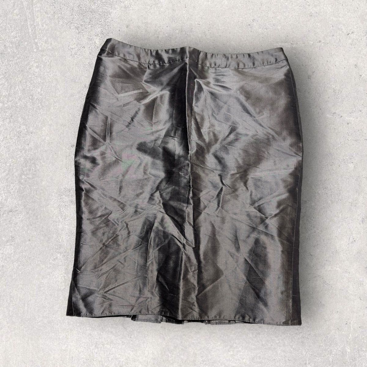 Armani Collezioni Armani Collezioni skirt Size 28" / US 6 / IT 42 - 1 Thumbnail