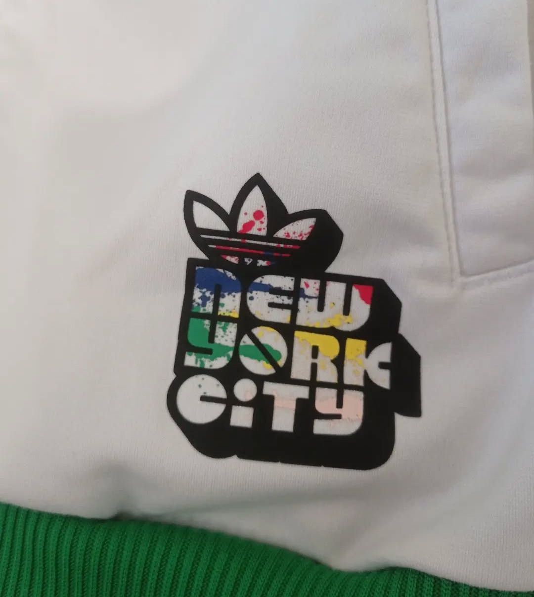 Adidas Adicolor green series Adidas Tracktop Size US M / EU 48-50 / 2 - 3 Thumbnail