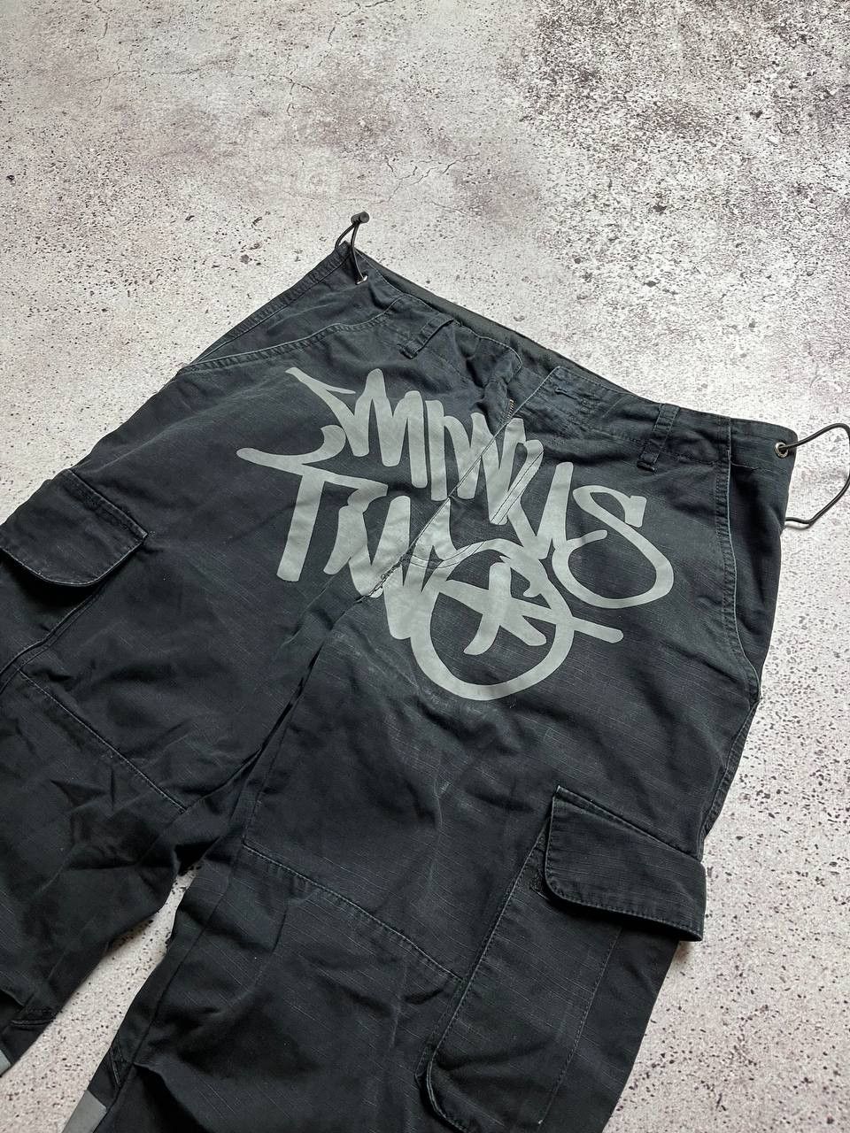 Japanese Brand Minus Two Cargo Jeans Y2K Parachutes BBC Style Size US 32 / EU 48 - 3 Thumbnail