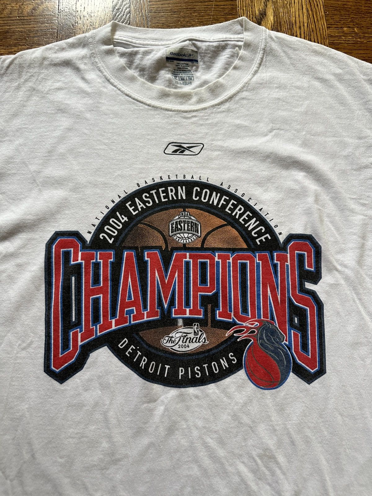 Reebok × Vintage 2004 Reebok Detroit Pistons NBA Championship Graphic Tee Size US XL / EU 56 / 4 - 2 Thumbnail