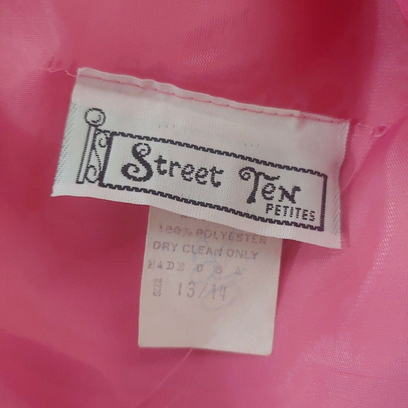 Vintage VINTAGE Street Ten Petites Blouse & Skirt Set Womens 14P Pink Satin Embroidered Flowers Formal/Maternity/Church 90s-00s Size XL / US 12-14 / IT 48-50 - 5 Thumbnail