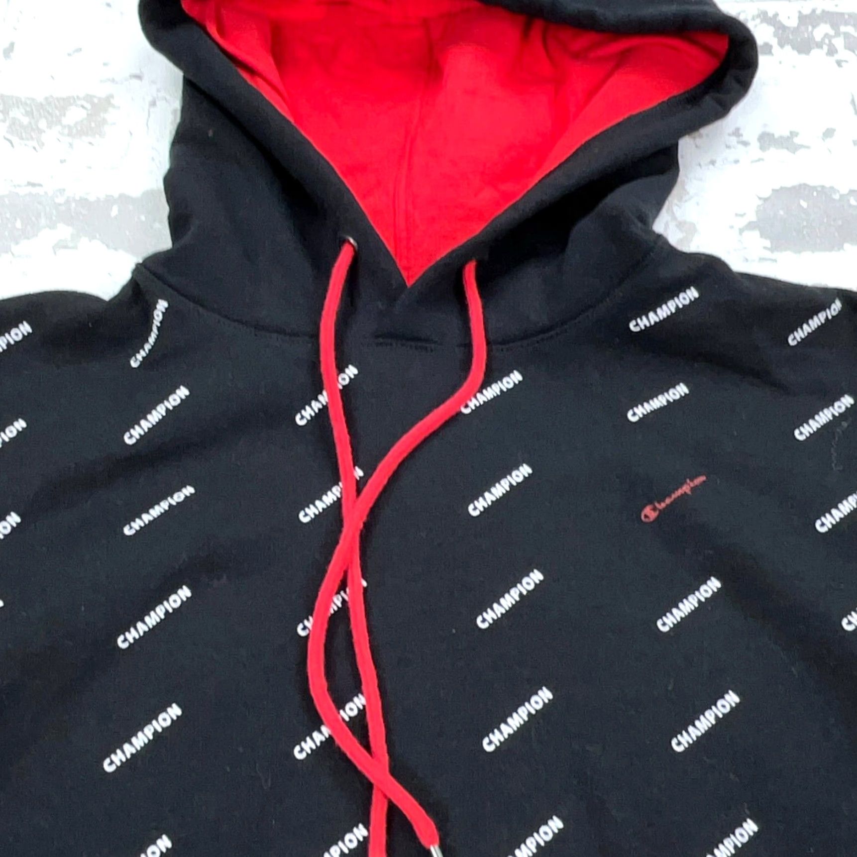 Champion Champion Hoodie Women Small Black Red White Sweatshirt Heavy Retro AOP Size S / US 4 / IT 40 - 2 Thumbnail