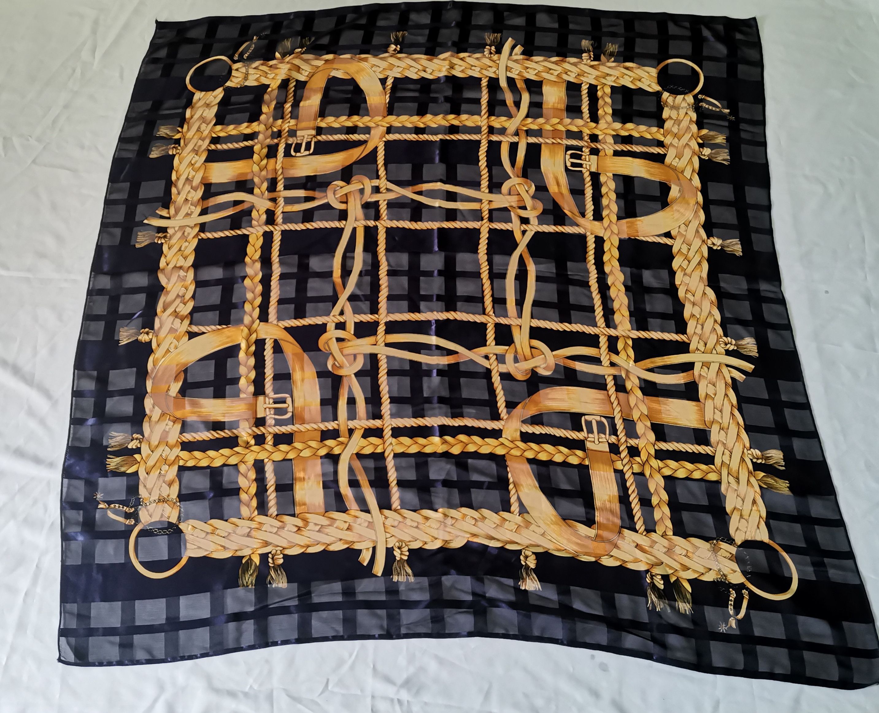 Designer × Vintage Rare vintage luxury scarves nice design Size ONE SIZE - 1 Thumbnail