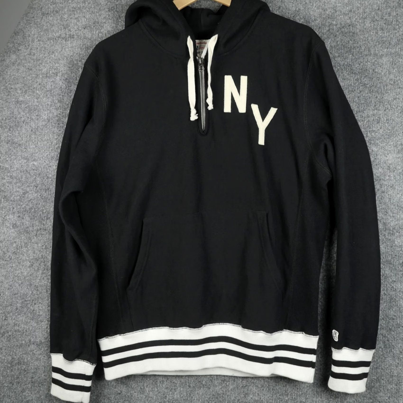 Champion Champion Todd Snyder Hoodie Mens Medium Black NY New York Fleece 1/2 Zip Striped Size US M / EU 48-50 / 2 - 2 Thumbnail