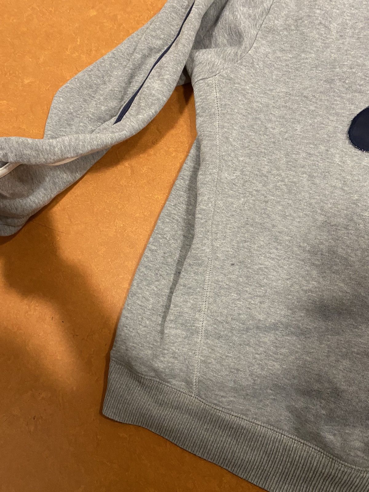 Nike × Vintage Vintage Nike Big Logo Sweatshirt Grey 2005-2007 Size US M / EU 48-50 / 2 - 5 Thumbnail