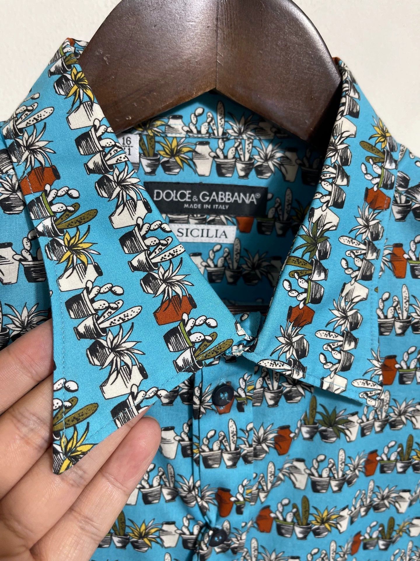 Dolce & Gabbana DG Slim Fit Long Sleeve Shirt 41 New With Tags Size US L / EU 52-54 / 3 - 3 Thumbnail