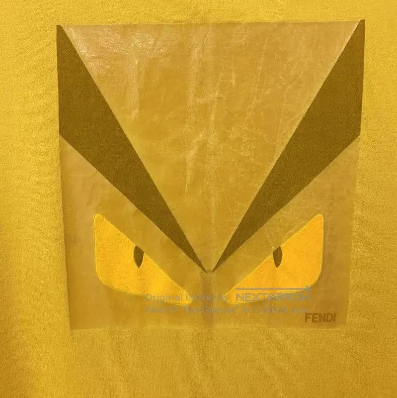 Fendi Fendi Yellow Graphic Women's T-Shirt . Size S / US 4 / IT 40 - 5 Thumbnail
