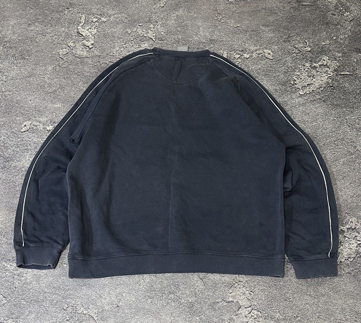 Vintage Vintage Nike Distressed Faded Sweatshirt Blue Men’s L Size Size US L / EU 52-54 / 3 - 2 Thumbnail