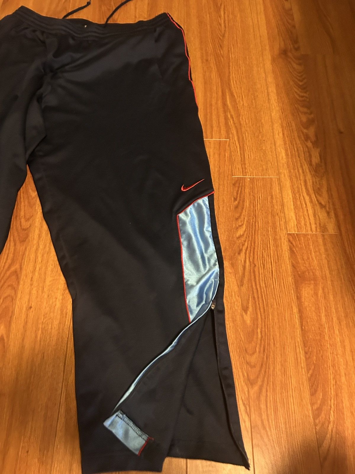 Nike Y2K Nike Gray Tag Navy Blue& Red Lined Baggy Track Pants Size US 36 / EU 52 - 6 Thumbnail