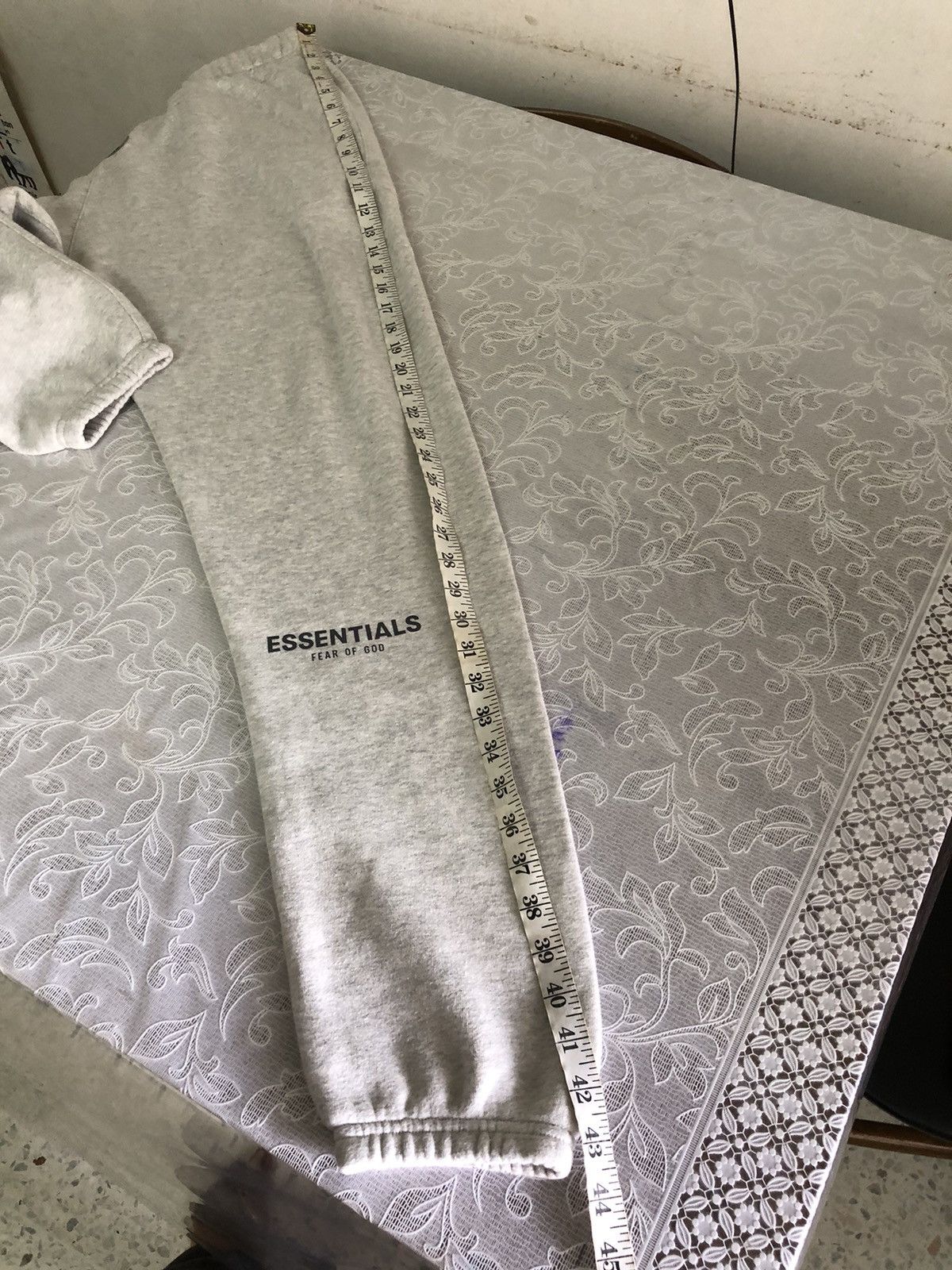 Essentials Essentials x Fear of God Gray Core Sweatpants Size US 33 - 23 Thumbnail