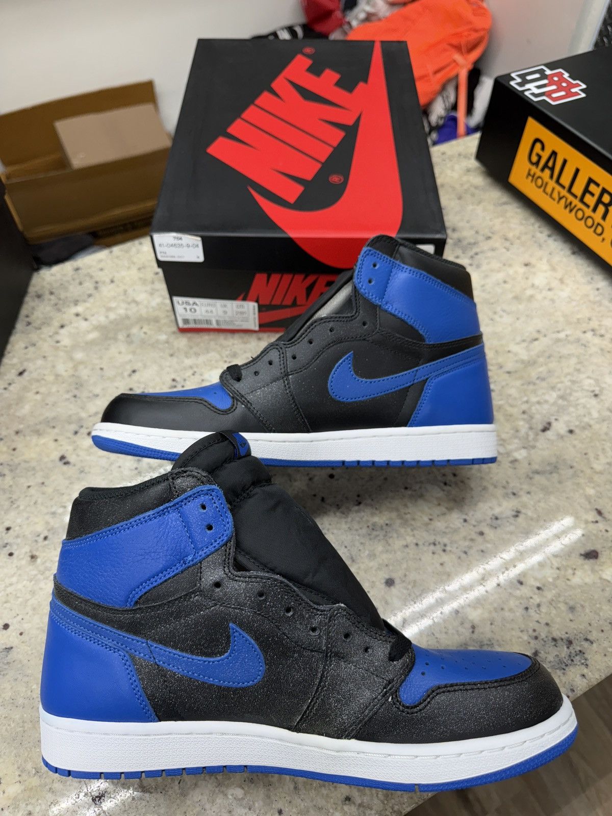 Jordan Brand Jordan Retro Royal 1s Size US 10 / EU 43 - 2 Thumbnail