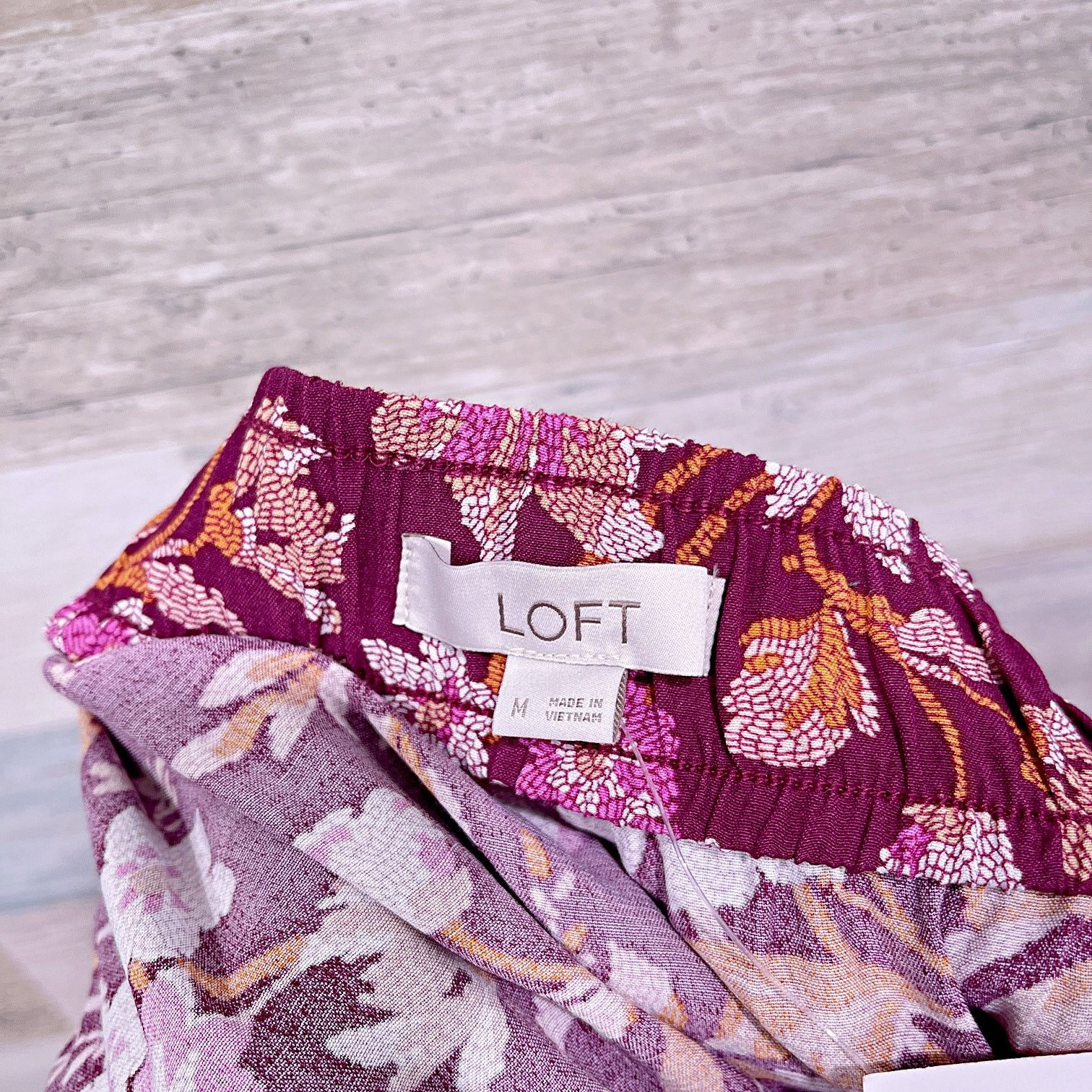 Loft LOFT Floral Tiered Flippy Skirt Burgundy Womens Medium Size 30" / US 8 / IT 44 - 5 Thumbnail