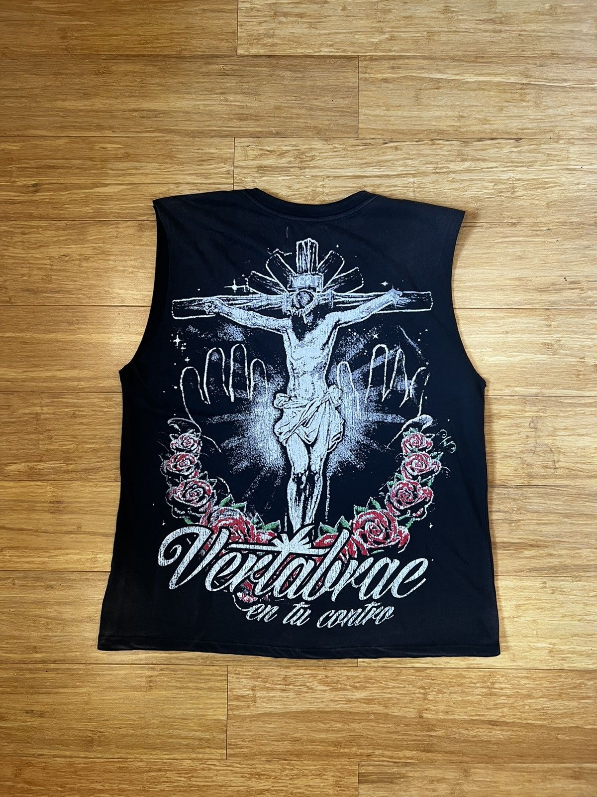saviour tank / black