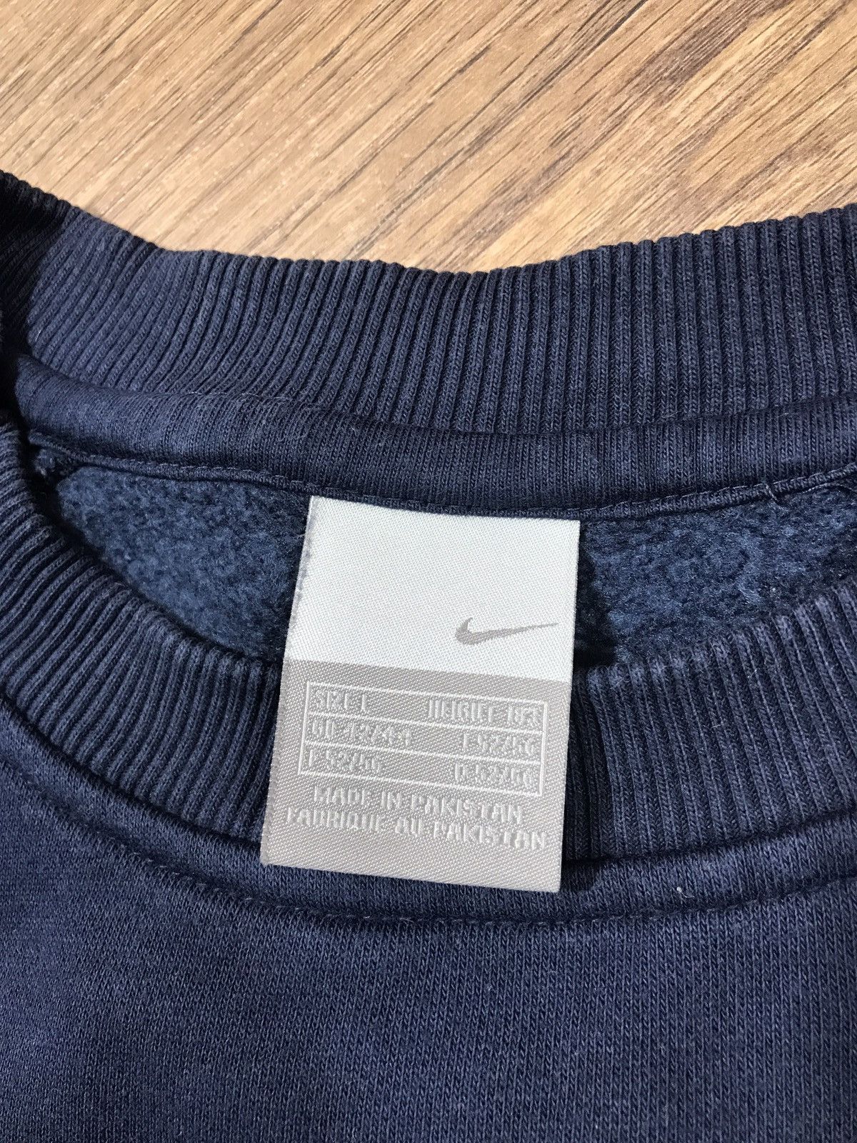 Nike × Vintage Vintage Nike Big Logo Sweatshirt Size US L / EU 52-54 / 3 - 5 Thumbnail
