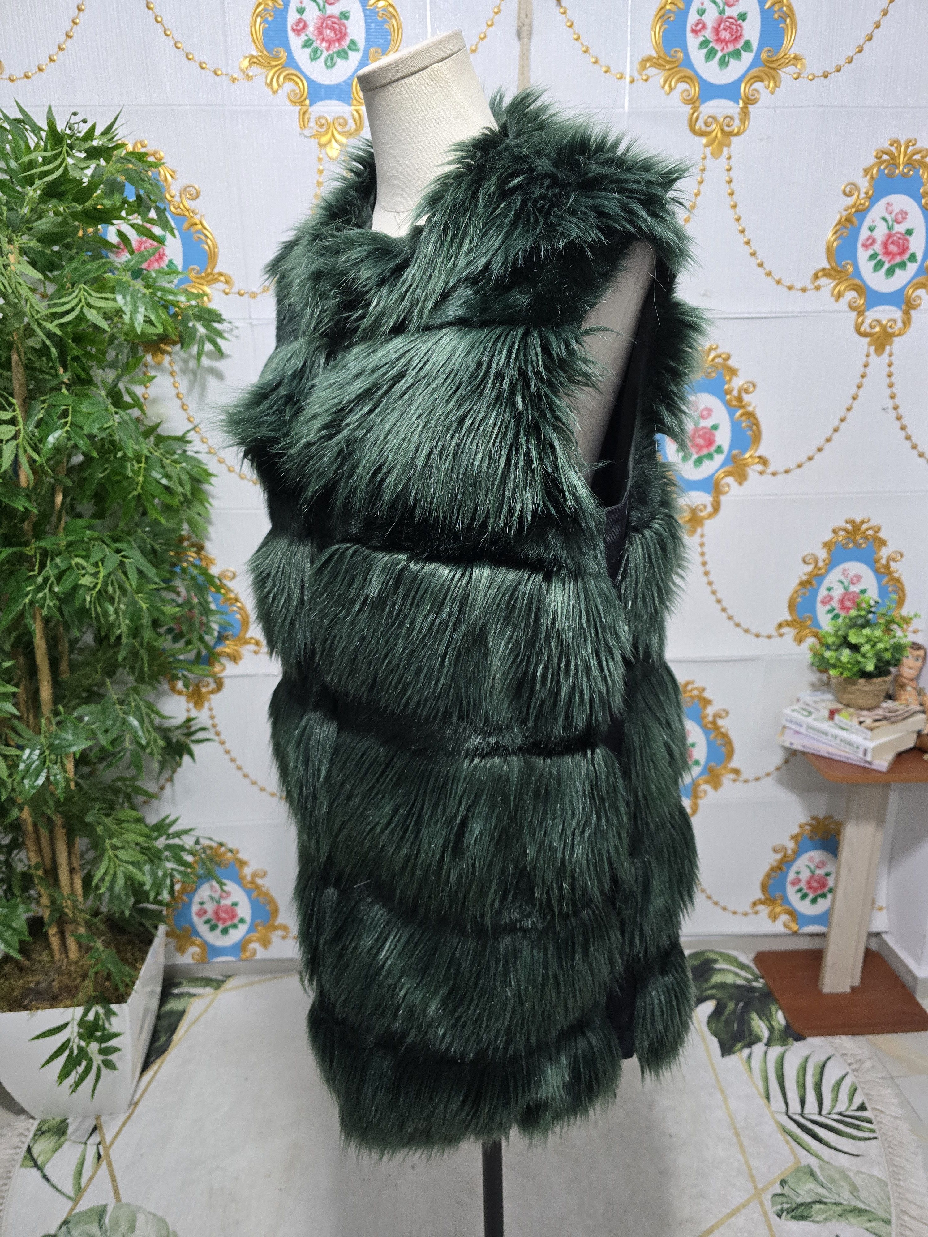 Liu Jo LIU JO beautiful green FUR for women size MEDIUM Size M / US 6-8 / IT 42-44 - 9 Thumbnail