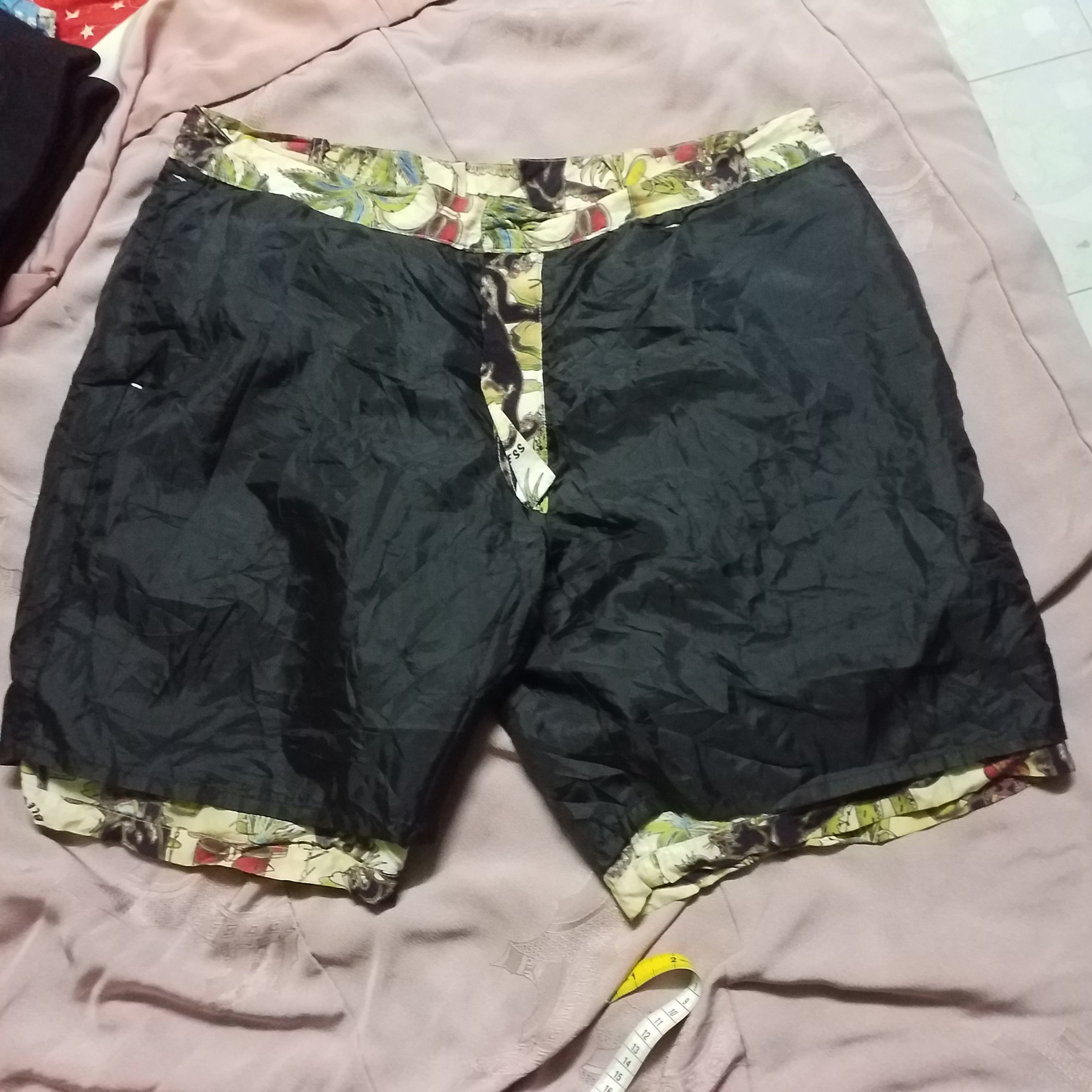Other CRIMIE RAYON SHORT FULL PRINT Size US 36 / EU 52 - 8 Thumbnail